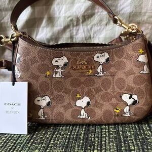 Coach X Peanuts Teri Shoulder Bag In Signature Canvas With Snoopy Print